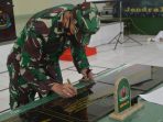 Dandim 0904/TNG Letkol Czi Widya Wijanarko didampingi Kasdim Mayor Czi Edi Purwanto lakukan Jam Komandan di jajaran Kodim 0904/TNG, yang berlangsung pada Senin, 15/03/2021 di Aula Panglima Sentik Makodim 0904/Tng.