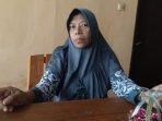 Ruslina (47) korban pencurian di kawasan Jalan Abdi Praja RT 25 Nomor 9 Kelurahan Sepinggan Baru. Foto : BorneoFlash.com/Muhammad Eko.