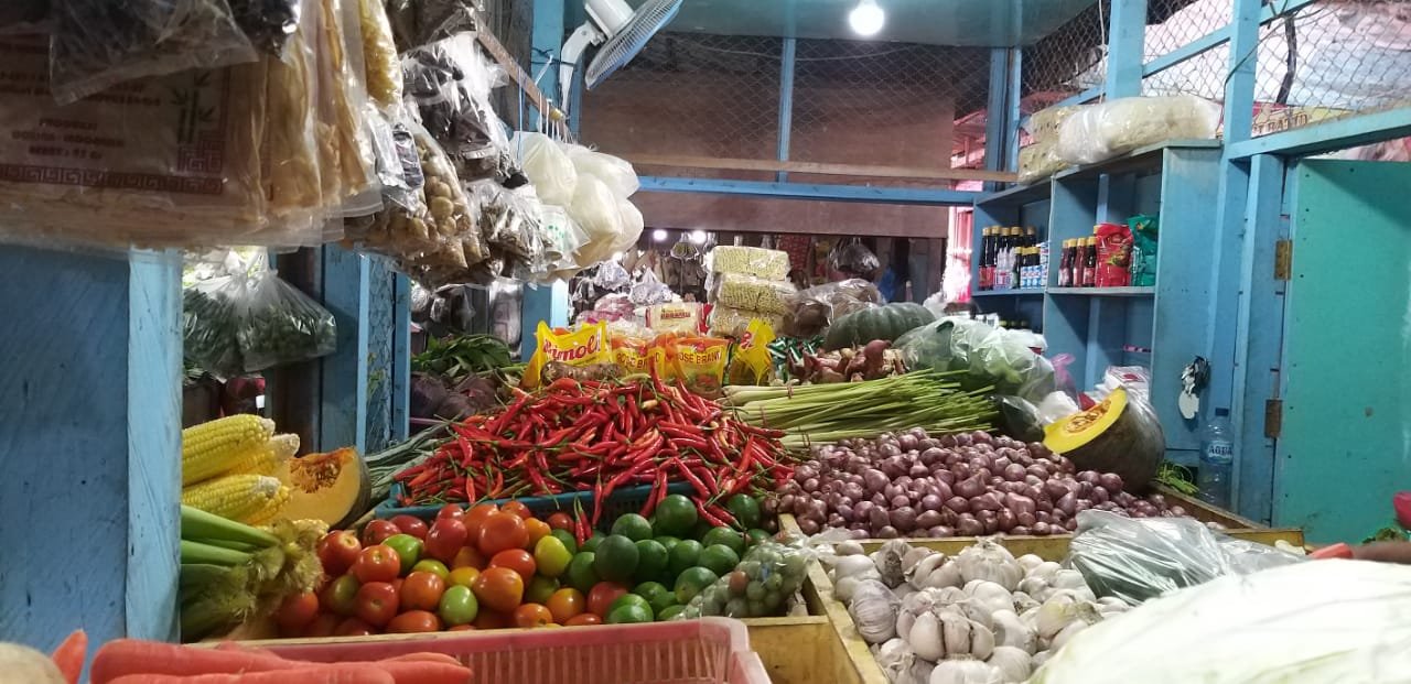 Cabai yang dijual di pasar tradisional Barong Tongkok Kutai Barat, Kalimantan Timur. 