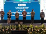 PT Kideco Jaya Agung, anak perusahaan energi terintegrasi PT Indika Energy Tbk, kembali meraih 3 (tiga) penghargaan pada ajang TOP CSR Awards 2021.Foto : HO/Humas Kideco.
