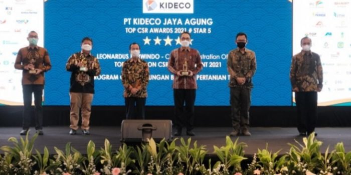 PT Kideco Jaya Agung Raih Tiga Penghargaan TOP CSR Awards 2021
