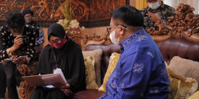 Wali Kota Balikpapan Rizal Effendi dilakukan pendataan di rumah jabatan Wali Kota Balikpapan pada Kamis (1/4/2021).Foto : BorneoFlash.com/Muhammad Eko.