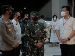 Panglima Kodam VI/Mlw Mayjen  TNI Heri Wiranto secara langsung melakukan monitoring di Gereja Katolik Santa Theresia Jalan Prapatan Kelurahan Prapatan Balikpapan Kota Kamis (1/4/2021) kemarin.Foto : BorneoFlash.com/Muhammad Eko.