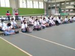 para peserta  Paskibraka yang mengikuti seleksi di Tennis Stadium Balikpapan pada Selasa (6/4/2021)