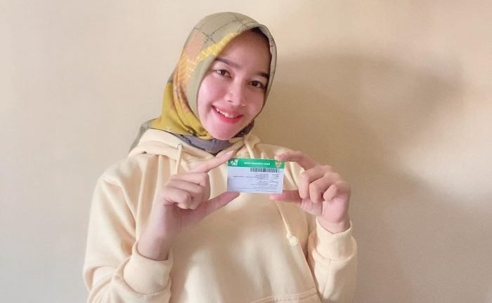 Sri Rizki Mayasari, peserta program jaminan kesehatan yang diselenggarakan oleh BPJS Kesehatan. Foto : BorneoFlash.com/Muhammad Eko.