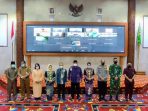 Sekdakab Kutai Barat Ayonius, Jabat Plh Bupati Kubar dan langsung dilantik di Gedung ATJ Komplek Perkantoran Pemerintahan, Senin (19/4/2021). Foto : BorneoFlash.com/Humas Pemkab Kubar.