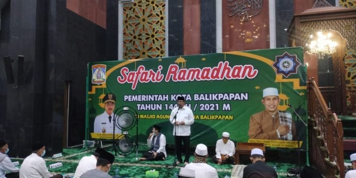Safari Ramadhan Berlanjut Di Masjid Agung At-Taqwa, Wali Kota Ingatkan Jamaah Tetap Patuhi Prokes Covid-19