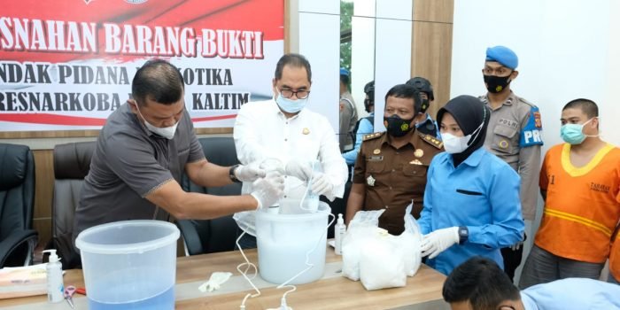 Polda Kaltim Musnahkan Narkotika Seberat 25 Kilogram