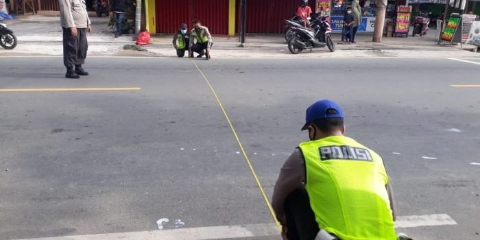 Pejalan Kaki Tewas Diseruduk Sepeda Motor