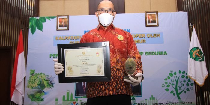 Kembali toreh prestasi, Kideco raih Penghargaan Program Penilaian Peringkat Kinerja Perusahaan (PROPER) Emas, Selasa (29/6/21). Foto : HO.