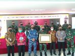 Pencanangan pembangunan zona integritas Kodim 0905/Balikpapan menuju wilayah bebas korupsi (WBK) dan wilayah birokrasi bersih dan melayani (WBBM)  berlangsung di Aula Makodim 0905/BPN Jumat (4/6/2021). Foto : BorneoFlash.com/Muhammad Eko.