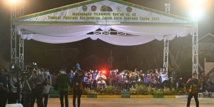 Penutupan Musabaqah Tilawatil Qur’an (MTQ) tingkat Provinsi Kaltim ke-42 yang dilangsungkan di Kota Bontang. Foto : HO/Humas Pemkab Paser.
