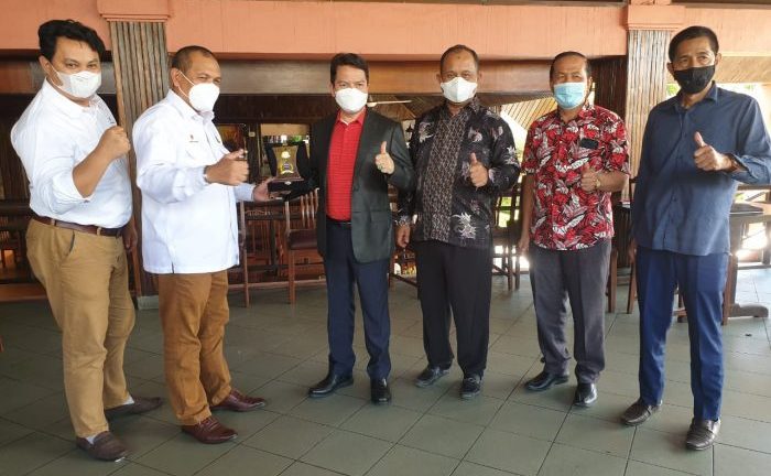 Panitia Khusus (Pansus) yang dibentuk anggota Dewan Perwakilan Rakyat Daerah (DPRD) Kaltara, melakukan koordinasi dengan SKK Migas Kalsul dan Divisi Hukum SKK Migas pada awal Juli lalu. Foto : HO.