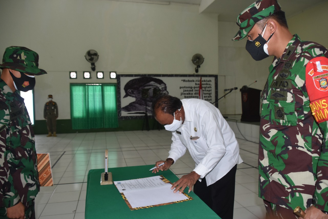 Apresiasi Pelaksanaan TMMD, Pemkab Paser Bakal Prioritaskan Pengerasan Jalan di Desa Kerang Dayo 