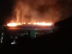 Bangunan Lantai Dua Hangus Jadi Arang