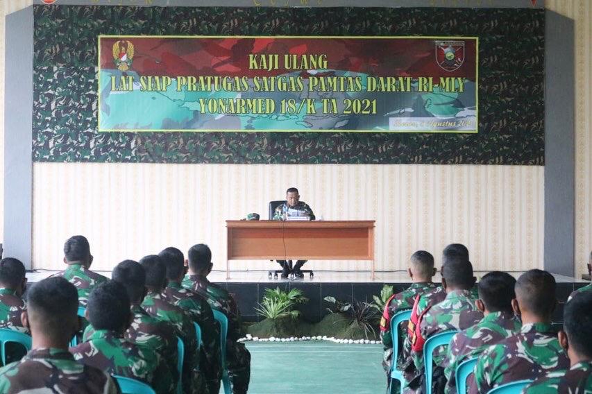 Danrem 092/Maharajalila Kaji Ulang Latihan Penyiapan Pratugas Satgas Yonarmed-18/Komposit Pengamanan Perbatasan Darat RI-Malaysia