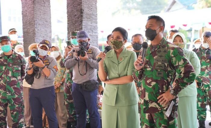 Kasad Jenderal TNI Andika Perkasa kunjungi Rumah Sakit Tingkat II Dr. R. Hardjanto Balikpapan, Kalimantan Timur, Rabu (11/08/2021). Foto : HO/Pendam VI/Mulawarman.