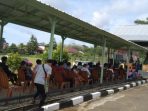 Suasana Antrian masyarakat yang akan mengikuti Vaksin Merdeka di Kodim 0912/KBR. Foto : BorneoFlash.com/Lilis Suryani.