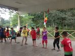 Kegiatan lomba 17 Agustus yang sangat antusias diikuti oleh kalangan anak-anak di Kutai Barat dalam memperingati HUT Kemerdekaan RI ke 76. Foto : BorneoFlash.com/Lilis Suryani.