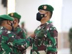 Pangdam VI/Mulawarman Mayjen TNI Heri Wiranto, M.M., M.Tr (Han) memimpin langsung acara Serah Terima jabatan Kasdam VI/Mulawarman dari pejabat lama Brigjen TNI Tri Nugraha Hartanta, S. Sos kepada pejabat baru Brigjen TNI Ibnu Bintang Setiawan, S.IP. M.M. di Aula Makodam VI/Mulawarman, Balikpapan, Kamis (19/8/2021). Foto : HO.