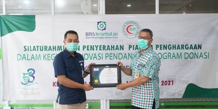 Tiga fasilitas kesehatan di Kota Balikpapan yang melakukan donasi kepada Peserta JKN-KIS. Foto : HO.