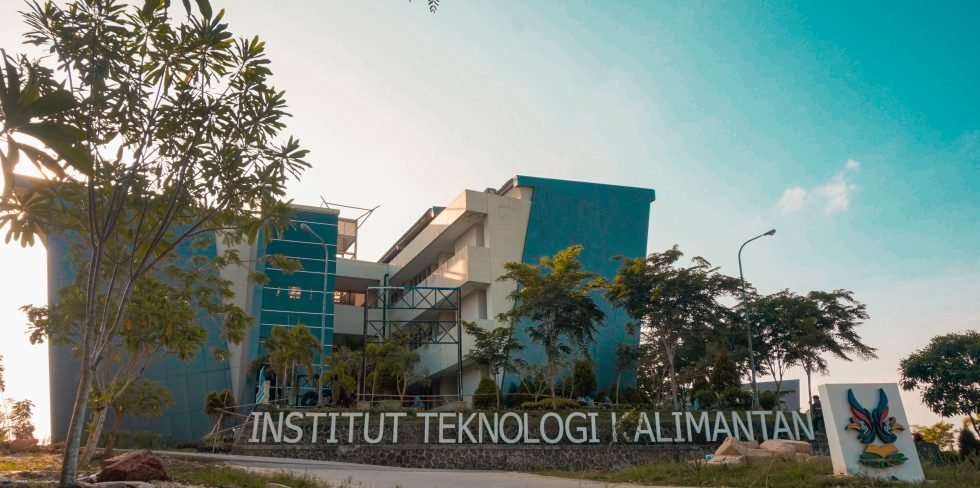 7 Universitas Terbaik di Kalimantan Timur 