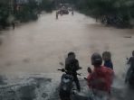 Salah satu titik banjir di kawasan Kariangau, Kecamatan Balikpapan Utara. Foto: BorneoFlash.com/DOK.