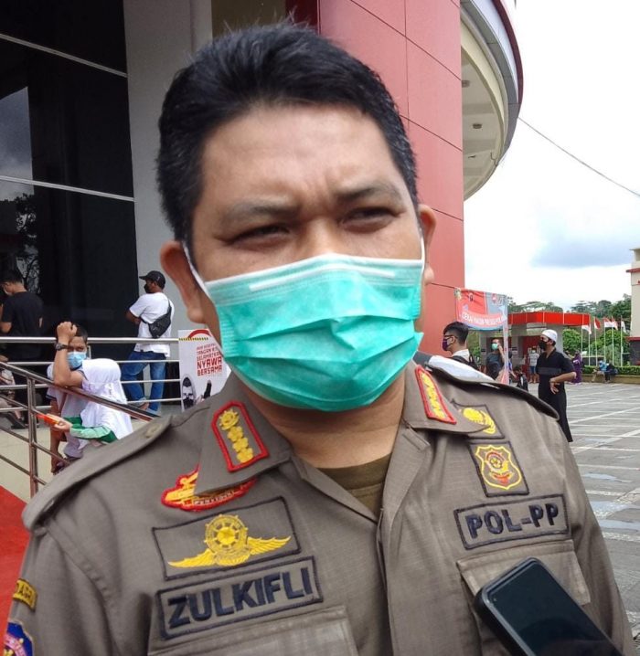 Kepala Satuan Polisi Pamong Praja (Satpol PP) Balikpapan Zulkifli. Foto : BorneoFlash.com/Muhammad Eko.