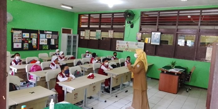 Wali Kota Balikpapan Tinjau Langsung Hari Pertama PTM