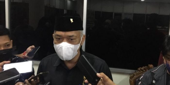 Wakil Ketua DPRD Kota Balikpapan, Budiono. Foto : BorneoFlash.com/Muhammad Eko.