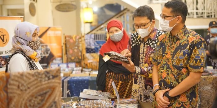Dibuka Sandiaga Uno, Grup Accor Apresiasi Batik Rangkul Ekraf Lokal