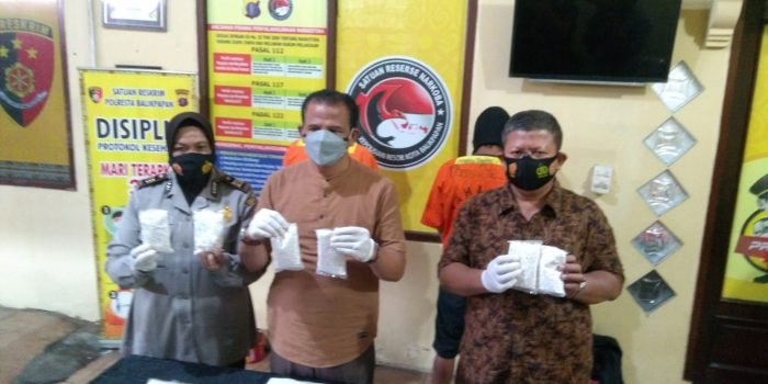Satresnarkoba Polresta Balikpapan, Ringkus Dua Tersangka Pengedar Obat Jenis Double L