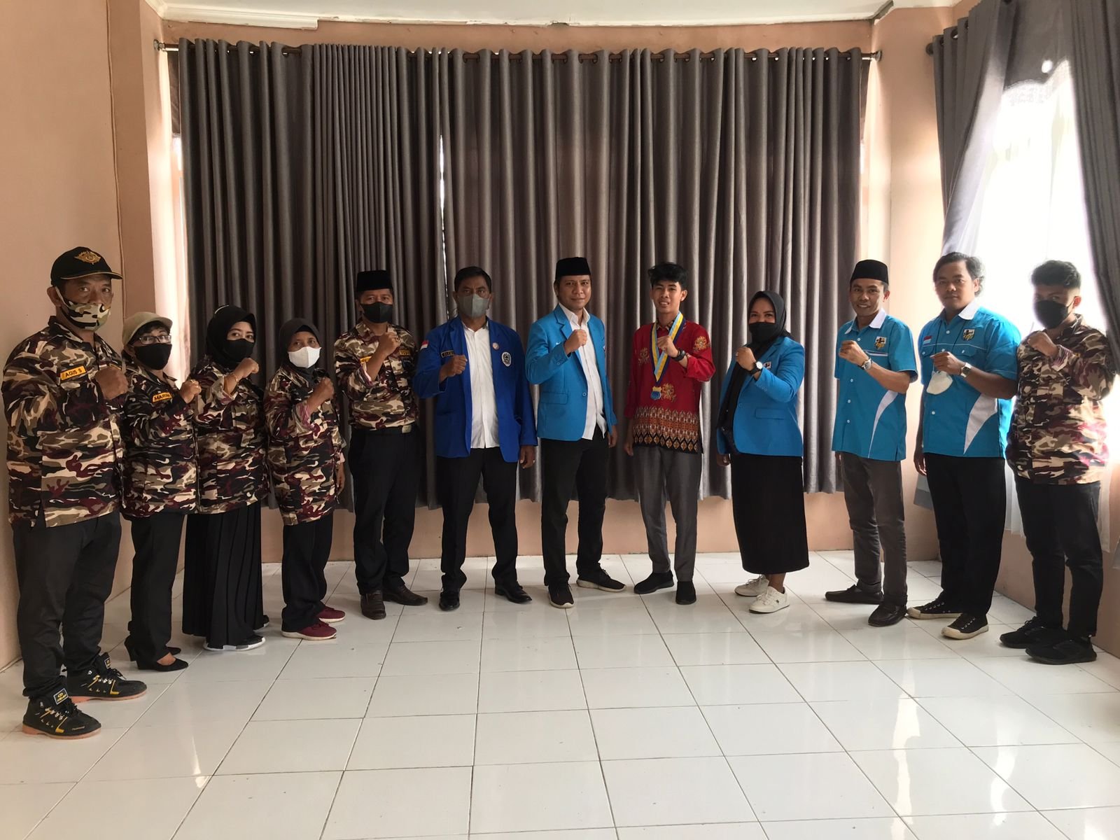 Peringati Hari Sumpah Pemuda, KNPI & Polres PPU Sinergi Gelar Baksos