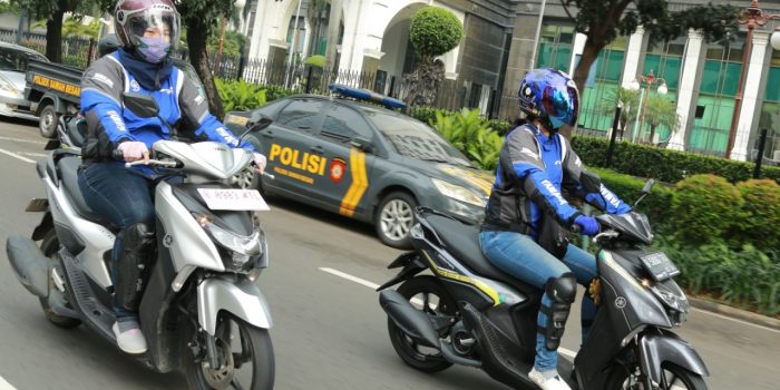 Tips dan Trik Bersepeda Motor Yang Wanita Wajib Tahu
