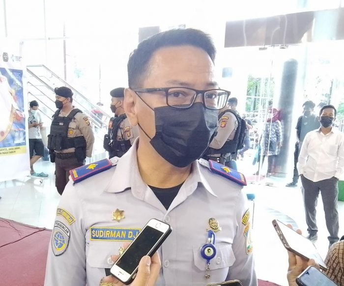 Kepala Dinas Perhubungan Kota Balikpapan Sudirman Djayaleksana. Foto : BorneoFlash.com/Eko.