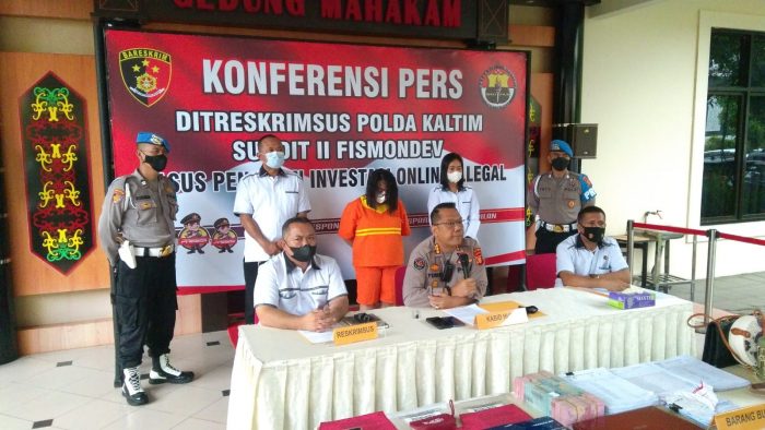 Direktorat Reserse Kriminal Khusus (Ditreskrimsus) Subdit II, Fiskal, Moneter dan Devisa (Fismondev) berhasil membongkar praktik investasi online ilegal, Foto : BorneoFlash.com/Eko.