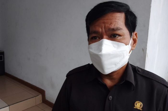 Anggota Komisi I DPRD Kota Balikpapan, Simon Sulean. Foto : BorneoFlash.com/Eko.