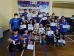 Tim bulu tangkis Balikpapan sukses menorehkan hasil terbaik, di  Kejuaraan Provinsi (Kejurprov) di Bontang, 7-12 November 2021, dengan meraih 15 emas, tujuh perak dan 15 perunggu. Foto : HO.