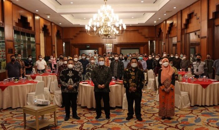 Direktorat Bina Penyelenggaraan Pelatihan Vokasi dan Pemagangan Kemnaker RI menggelar Sosialisasi Pemagangan di Ballroom Hotel Grand Senyiur Balikpapan, Sabtu (20/11/2021). Foto : HO/Binalatvogan Kemnaker RI.