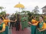 Pangdam VI/Mulawarman, Mayjen TNI Teguh Pudjo Rumekso, M.Tr (Han) berserta romobongan melaksanakan kunjungan kerja perdana ke Provinsi Kalimantan Utara (Kaltara), Senin (29/11/2021). Foto : HO/Pendam VI/Mlw.