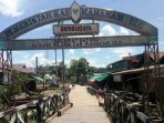 Suasana gerbang masuk ke Ujoh Bilang, di Kabupaten Mahakam Ulu.