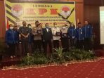 Pengurus Satuan Tugas (Satgas) Lembaga Koordinasi Pemberantasan Korupsi dan Penyelamat Aset Negara Republik Indonesia (LKPK- PAN RI) Kota Balikpapan Resmi di lantik, di Hotel Grand Senyiur Rabu (8/12/2021). Foto : BorneoFlash.com/Eko.