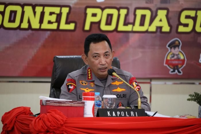 Kapolri Jenderal Listyo Sigit Prabowo memberikan pengarahan kepada jajaran Polda Sulawesi Tenggara (Sultra), Rabu (15/12/2021). Foto : HO/Humas Polda Kaltim.