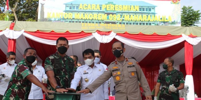 Pangdam VI/Mlw Resmikan Kantor Makorem 092/Maharajalila