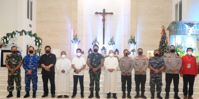 Malam Misa Natal, Pangdam VI/Mulawarman Pantau Gereja di Balikpapan