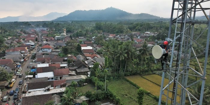 Erupsi Gunung Semeru Jawa Timur, XL Axiata Pastikan Jaringan Aman dan Buka Layanan Gratis
