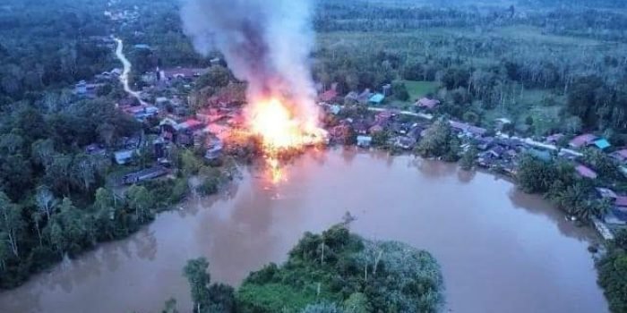 Kebakaran Kembali Terjadi di Kubar, 5 Rumah Warga Kampung Lambing Hangus Terbakar