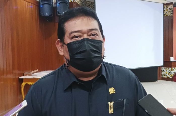 Ketua DPRD Balikpapan H Abdulloh. Foto : BorneoFlash.com/Niken.