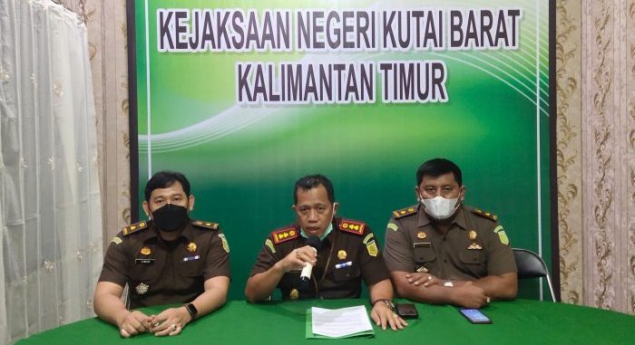 Kejari Kembali Tetapkan Dua Tersangka, Kasus Korupsi Pengadaan Seragam ...