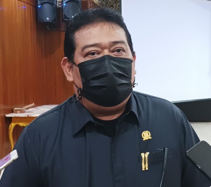 Ketua DPRD Balikpapan, H Abdulloh. Foto : BorneoFlash.com/Niken.